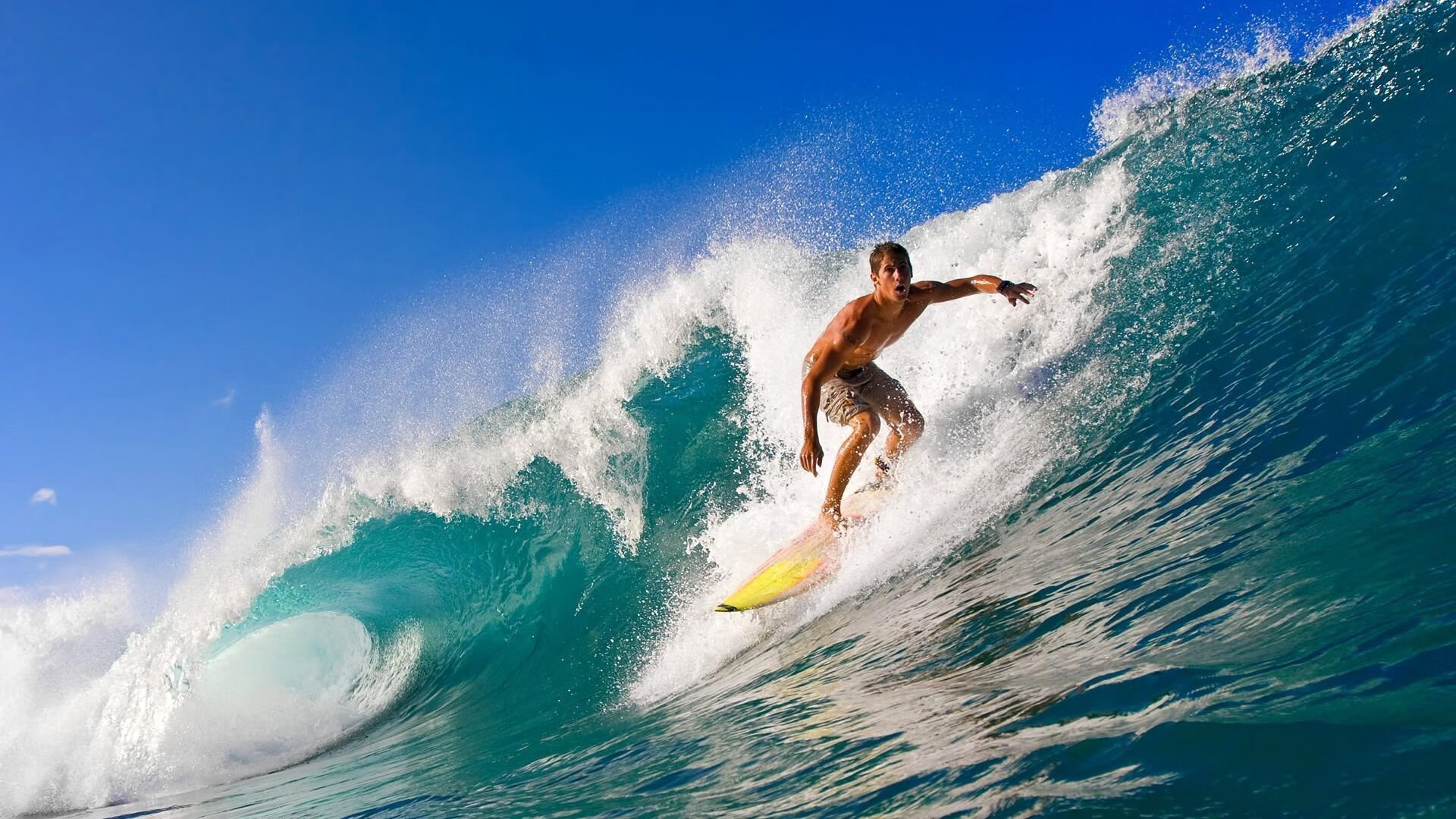 九游app下载中心-CBA球迷的激情点燃夜色，cba篮球文